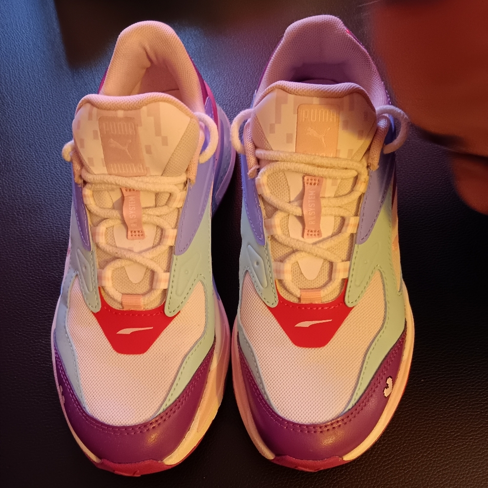 PUMA Sneakers